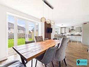 Kitchen/Diner - click for photo gallery